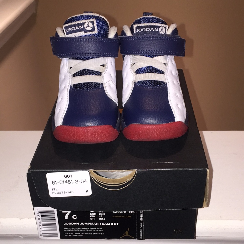 Boys Jordan shoes (7c)